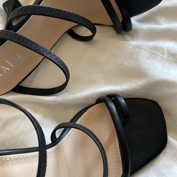SOLD Raid Georgina Heeled Sandal Size 38 or 7 - Picture 8 of 9